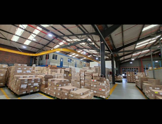 8,000M² WAREHOUSE TO LET IN BRIARDENE